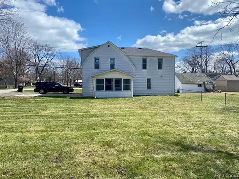 2910 6th St, Monroe, MI 48162