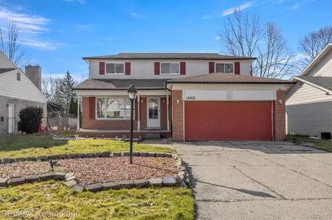 18905 Carmona St, Southfield, MI 48075