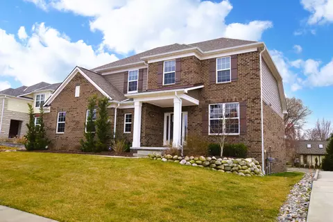 1153 Prescott Dr, Rochester Hills, MI 48309