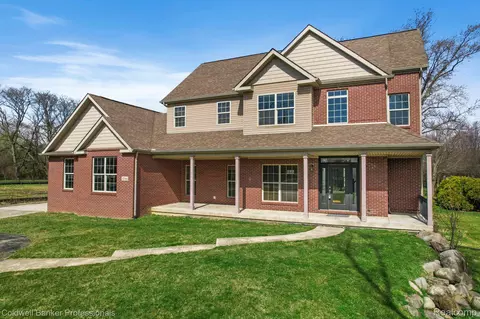 1732 Muer Dr, Troy, MI 48084