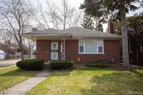 13918 Fairmount Dr, Detroit, MI 48205
