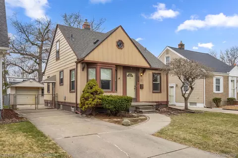 2922 Dudley St, Dearborn, MI 48124