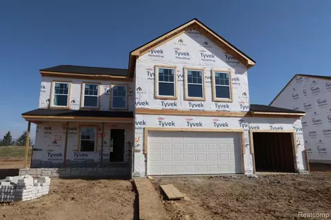 513 Elm St, Chelsea, MI 48118