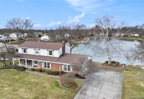 52339 Belle Vernon, Shelby Township, MI 48316