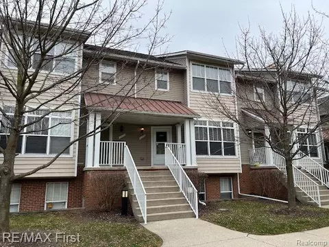 45628 Altz St 110 857 St #110, Utica, MI 48315