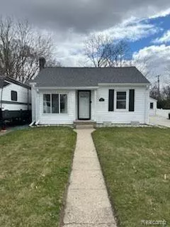 135 Cherryland St, Auburn Hills, MI 48326