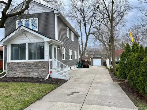 1862 Robina Ave, Berkley, MI 48072