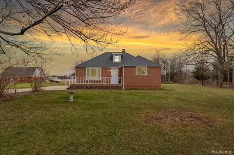 1439 S Sheridan Rd, Clayton, MI 48449