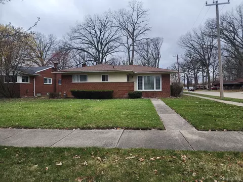 20841 Westhampton St, Oak Park, MI 48237
