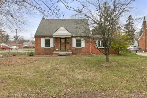 31996 Kathryn St, Garden City, MI 48135
