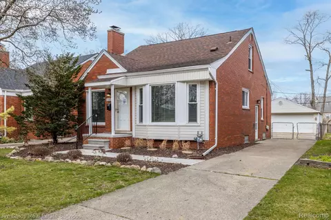 20855 Fleetwood Dr, Harper Woods, MI 48225
