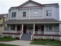 809 Court St, Port Huron, MI 48060