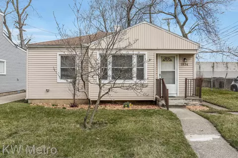 1834 Farrow St, Ferndale, MI 48220