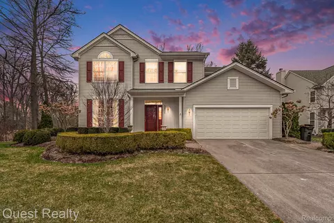 5126 Glenwood Crk, Independence, MI 48348