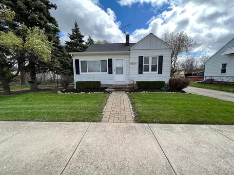 46790 Romeo Plank Rd, Macomb, MI 48044
