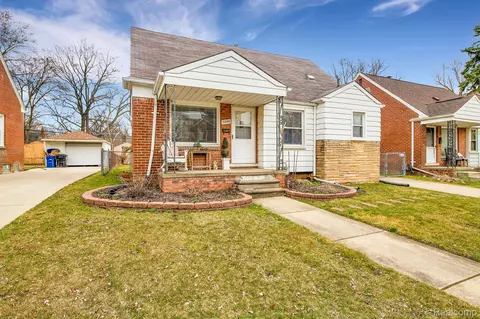 11388 Farley, Redford, MI 48239