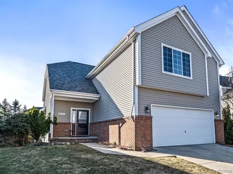 4651 Tiger Lily Trl, Clarkston, MI 48346