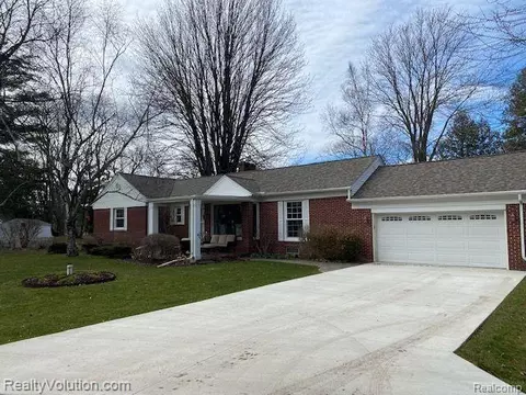 625 Sunset Dr, Imlay, MI 48444