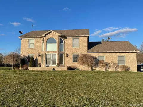 489 Pine River Rd, St. Clair, MI 48079 photo 1