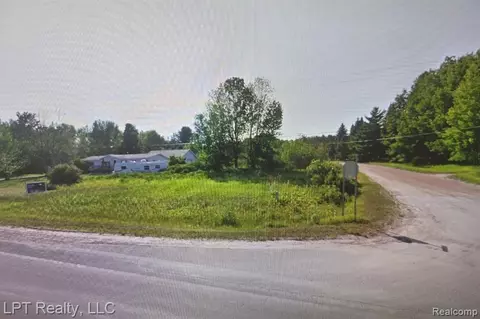 000 Woodmansee, Topinabee, MI 49721
