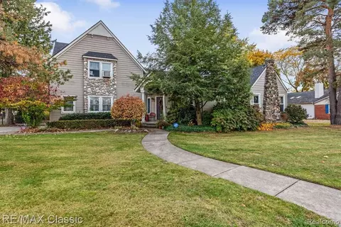 41525 E Ann Arbor Trl, Plymouth, MI 48170