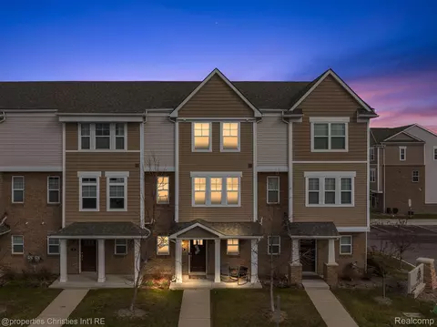 2500 Normandy #19, Royal Oak, MI 48073