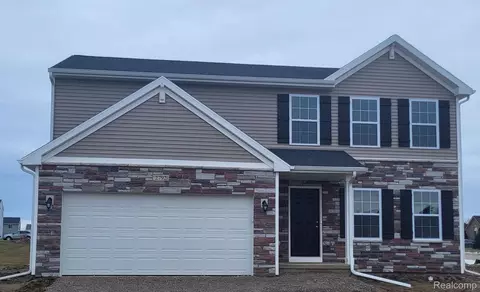 2792 Somerset St, Lapeer, MI 48446