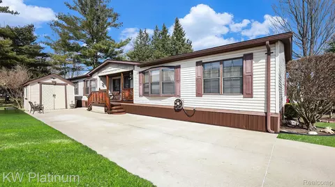11985 Conservation Trl, Shelby Township, MI 48315