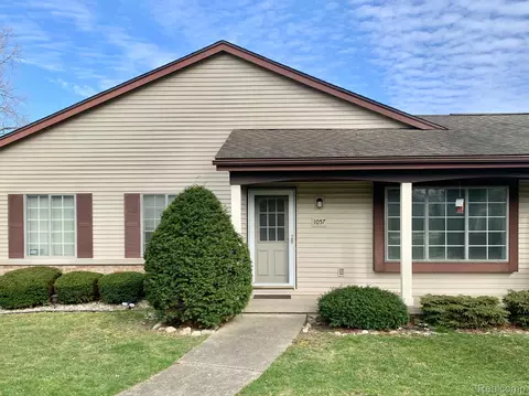 1057 Leisure Dr, Mundy, MI 48507