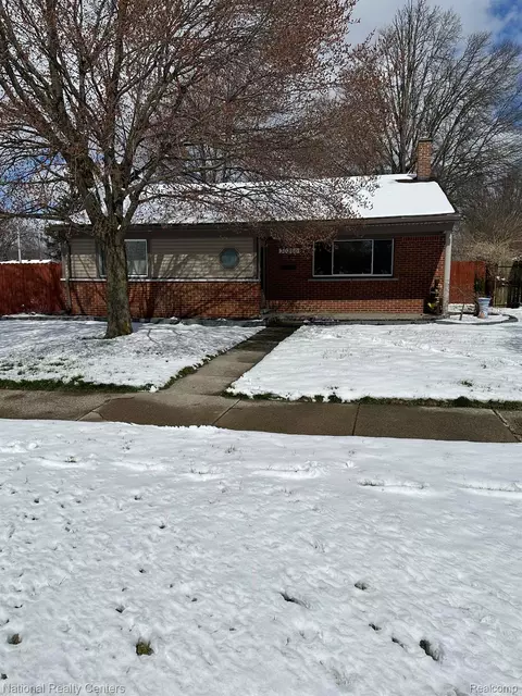 30260 Ann Arbor Trl, Westland, MI 48185