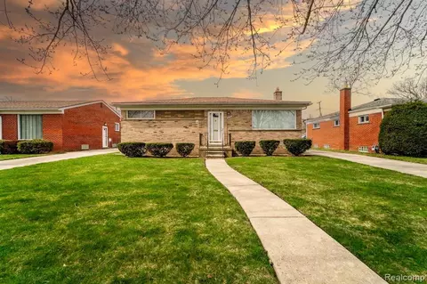 9205 Kinloch, Redford, MI 48239