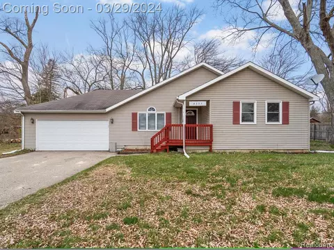4357 Stanley Rd, Genesee, MI 48437