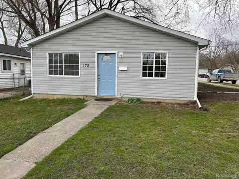 178 S Merrimac St, Pontiac, MI 48340