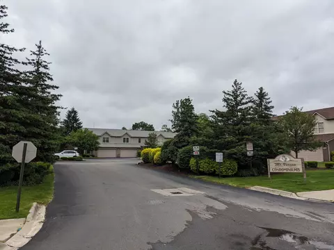 24121 Lathrup Blvd, Southfield, MI 48075