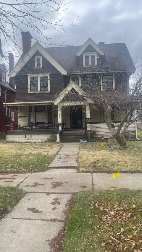 1593 Cadillac Blvd, Detroit, MI 48214