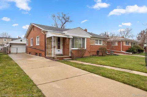 20338 Fairview Dr, Dearborn Heights, MI 48127