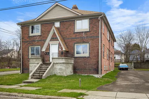 51 S Francis Ave, Pontiac, MI 48342