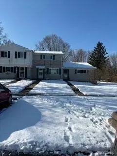 146 Parnacott Dr, Mount Clemens, MI 48043