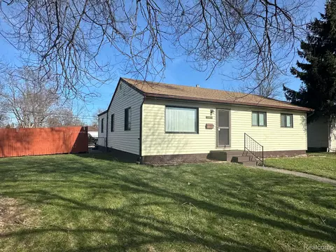 22164 Masch Ave, Warren, MI 48091