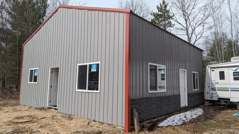 235 S Ross Rd, Millen, MI 48705