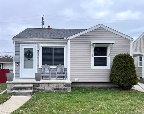 22939 California St, Saint Clair Shores, MI 48080