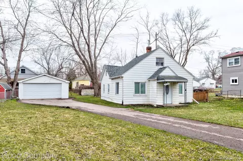 13735 Ida Ave, Warren, MI 48089