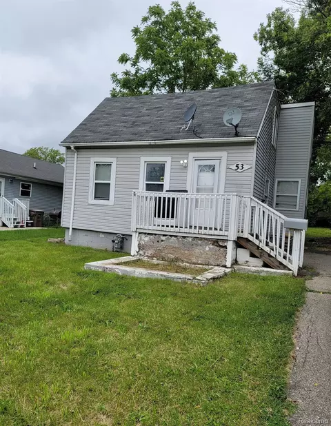 53 Oakhill St, Pontiac, MI 48342