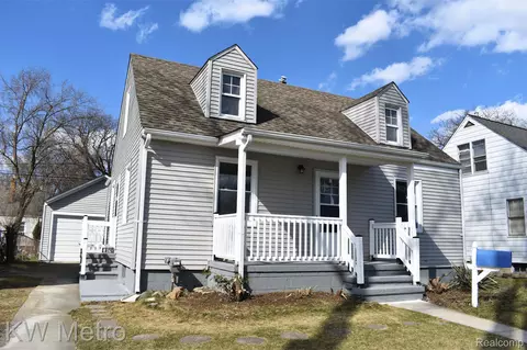 2471 Shevlin St, Ferndale, MI 48220