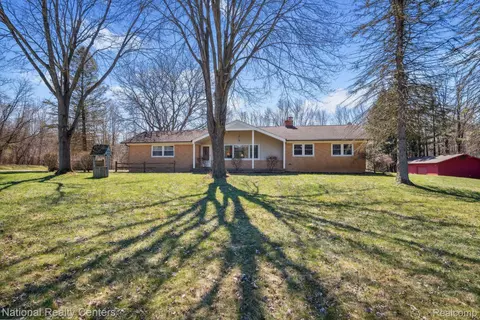 9570 Joy Rd, Superior, MI 48170