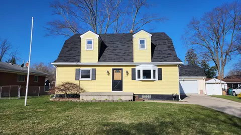 11851 Russell Ave, Plymouth, MI 48170