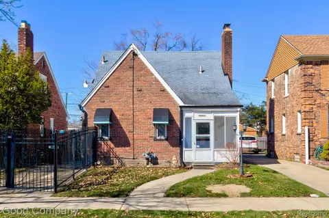 16811 Pinehurst St, Detroit, MI 48221