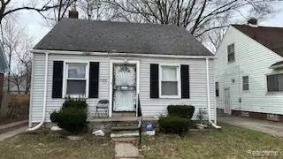 7453 Mettetal St, Detroit, MI 48228