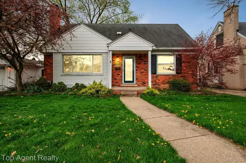 2419 Hawkins Ave, Royal Oak, MI 48073