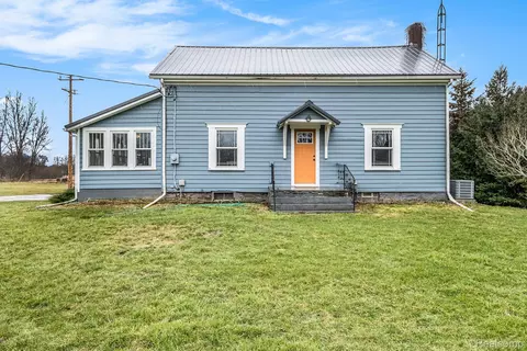 3270 Bowers Rd, Attica, MI 48412